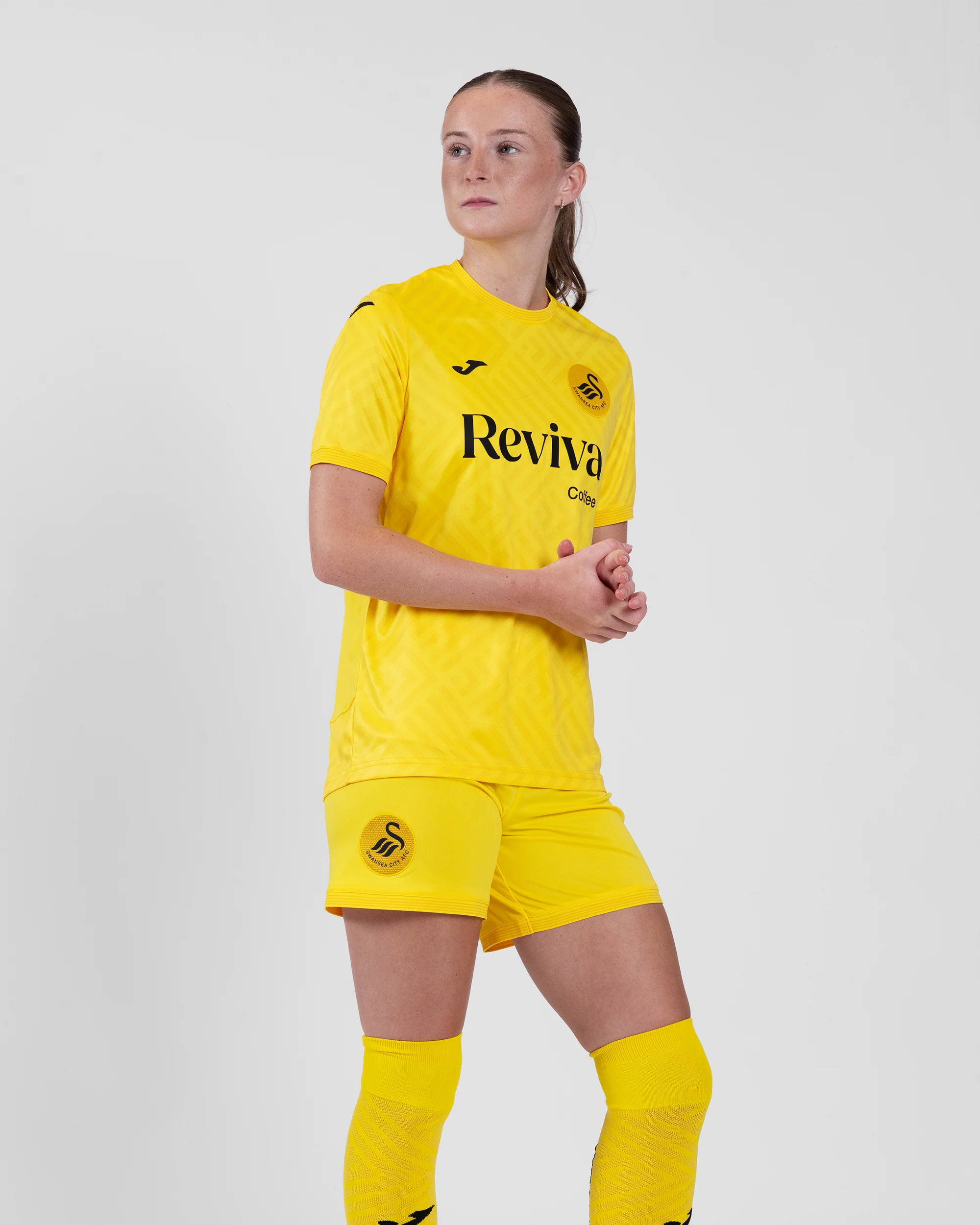 Junior Keeper Shorts 2025/26 - Yellow - Image 3